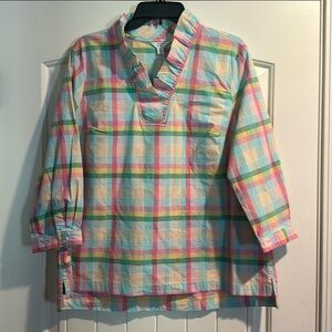 Pastel plaid NWT Crown and Ivy blouse